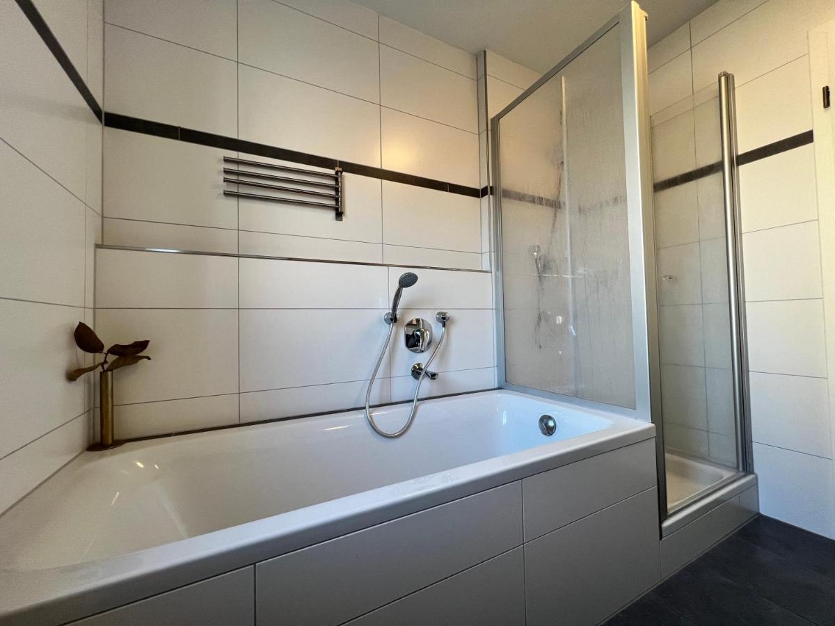 Suitetrails - Modernes City-Apartment mit großer Sonnenterasse