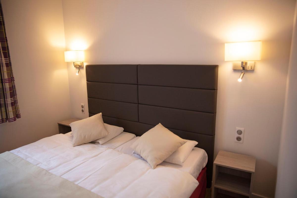 Hostellerie Saint Florent - Housity