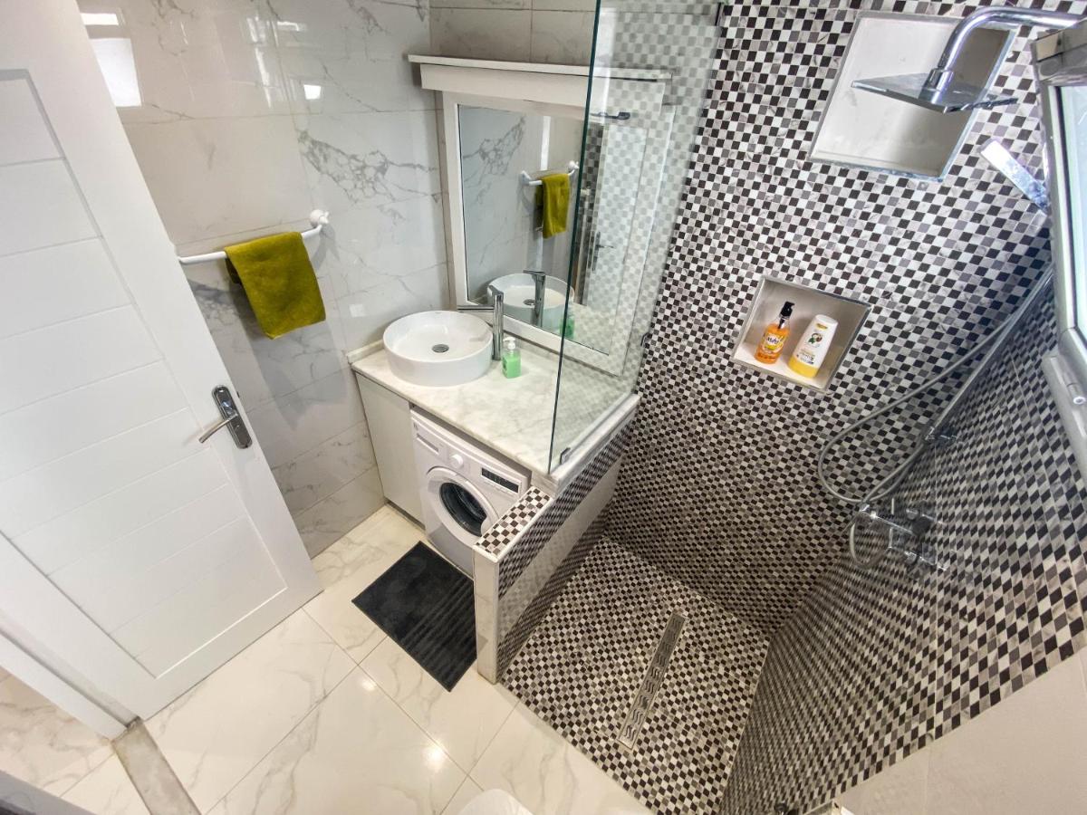 Cosy Apartment in La Marsa - 2 bed 1 Bath - Housity