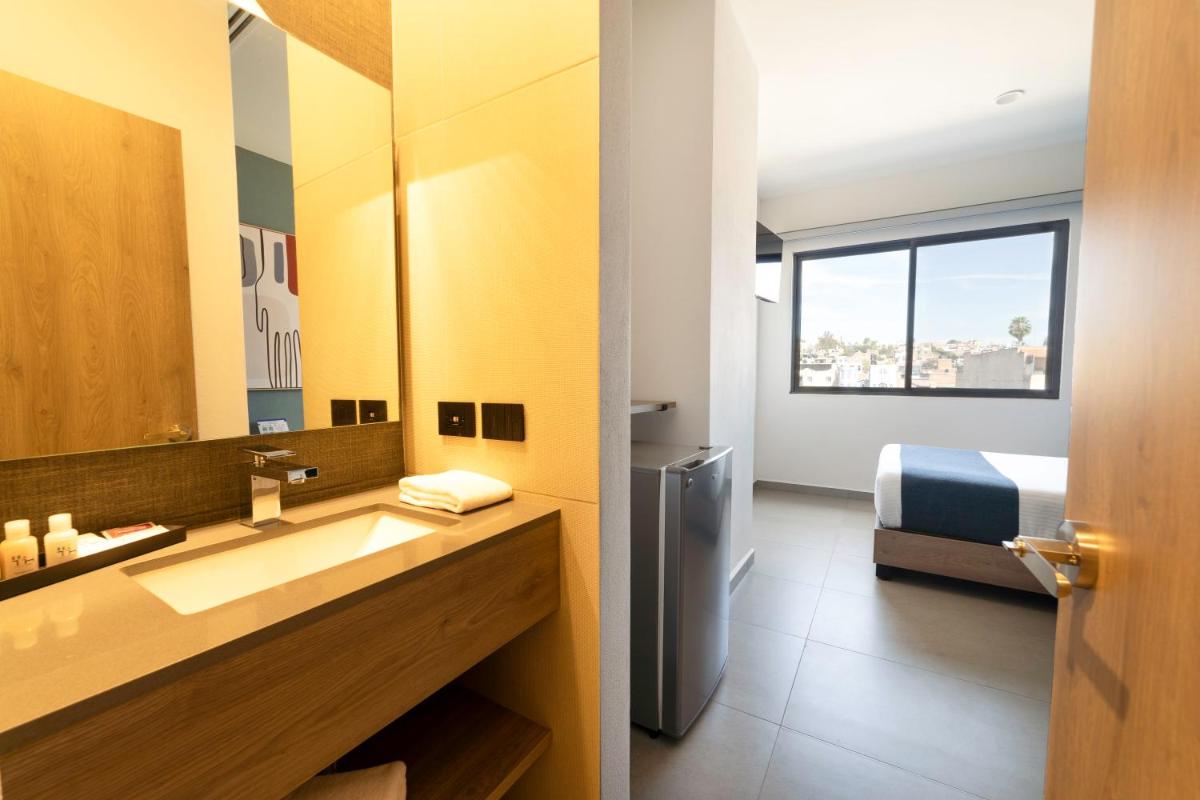 Suitetrails - TH HOTEL & VIVIENDA