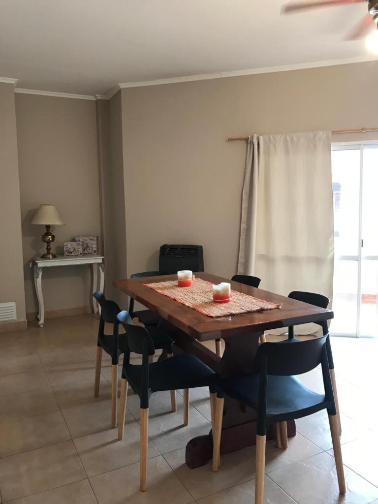 AMPLIO DEPARTAMENTO CENTRICO - Housity