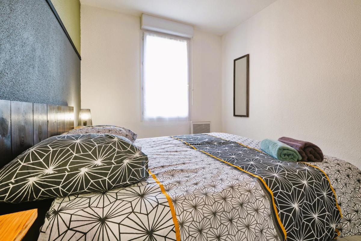 Tout confort ! Calme, Climatisation, Piscine, Parking Gratuit, Grande Terrasse, Netflix, Wifi - Housity