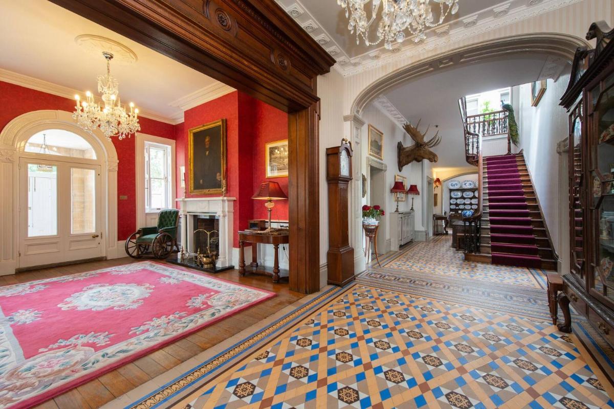 Severn Manor Country Estate - Housity