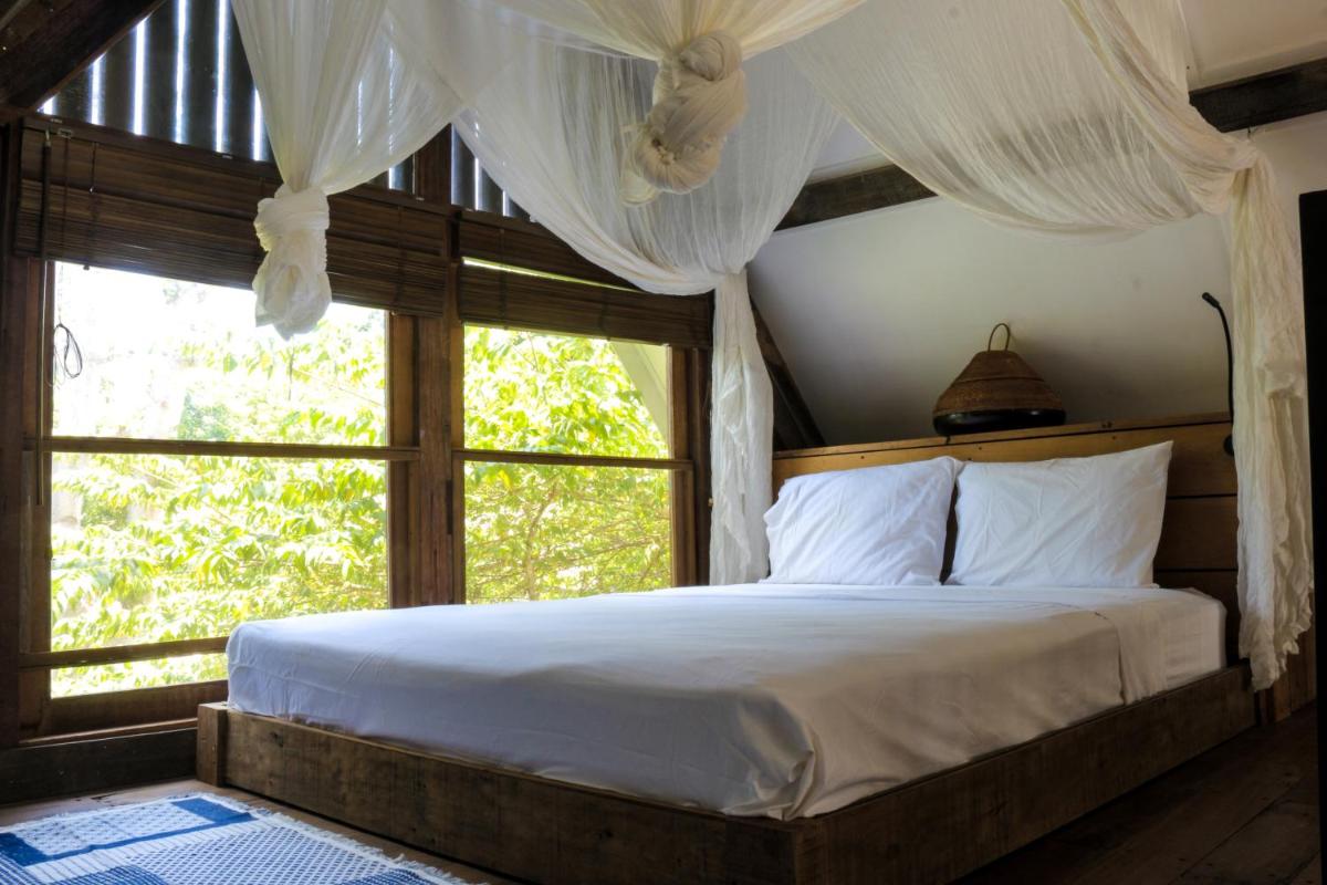 Chanteak Bali - Stone House 1 - Housity