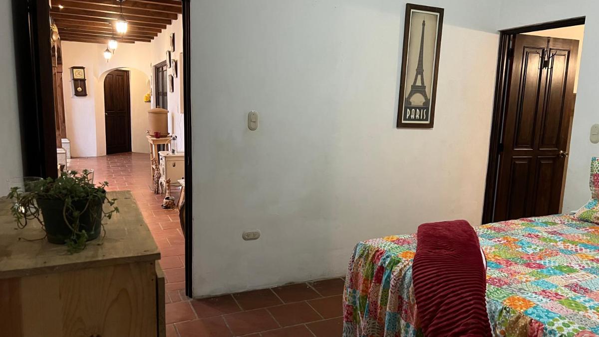 CASA ENTRE VIAJES - Housity