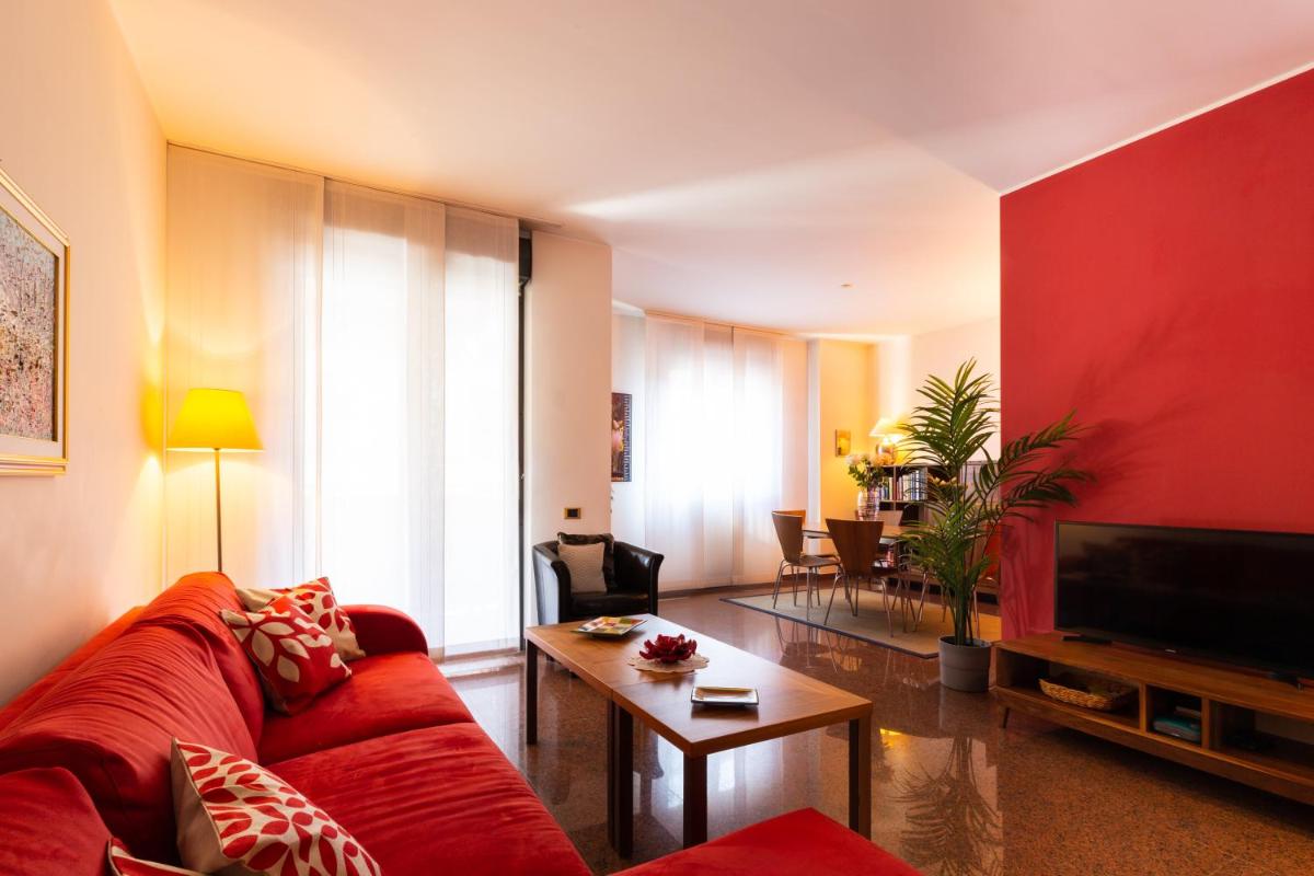 Suitetrails - FARA HAUS DELUXE - 2 Bedrooms