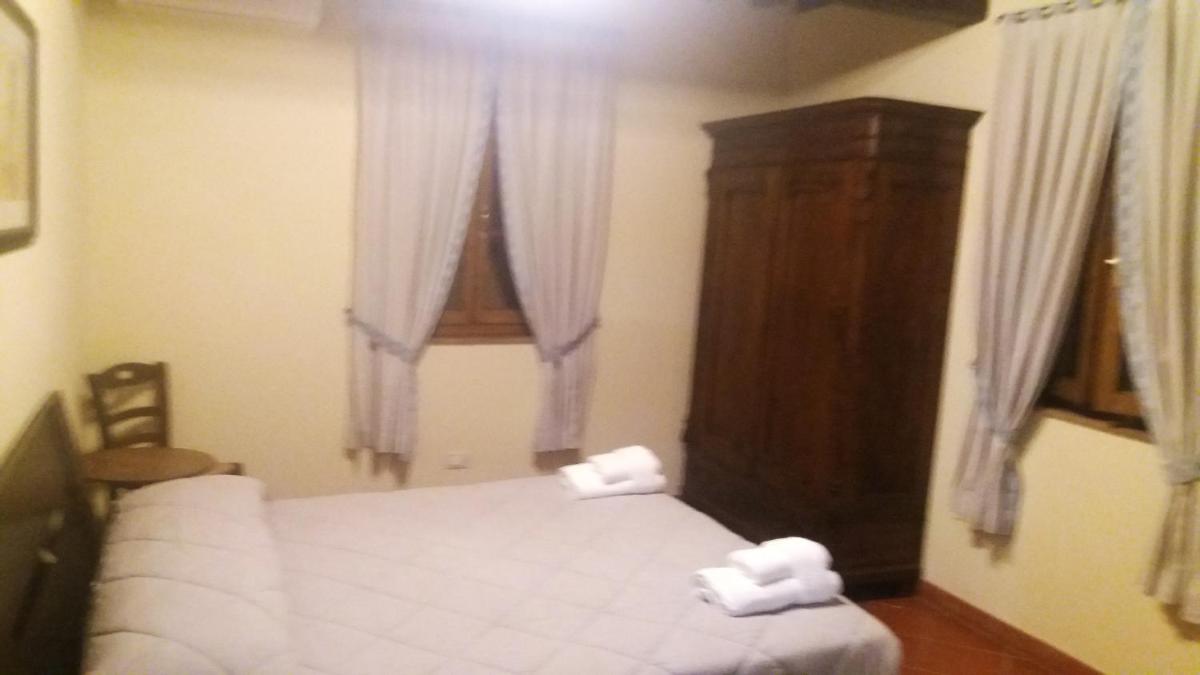 Charming Apartment in Montecarlo with Pool - Housity