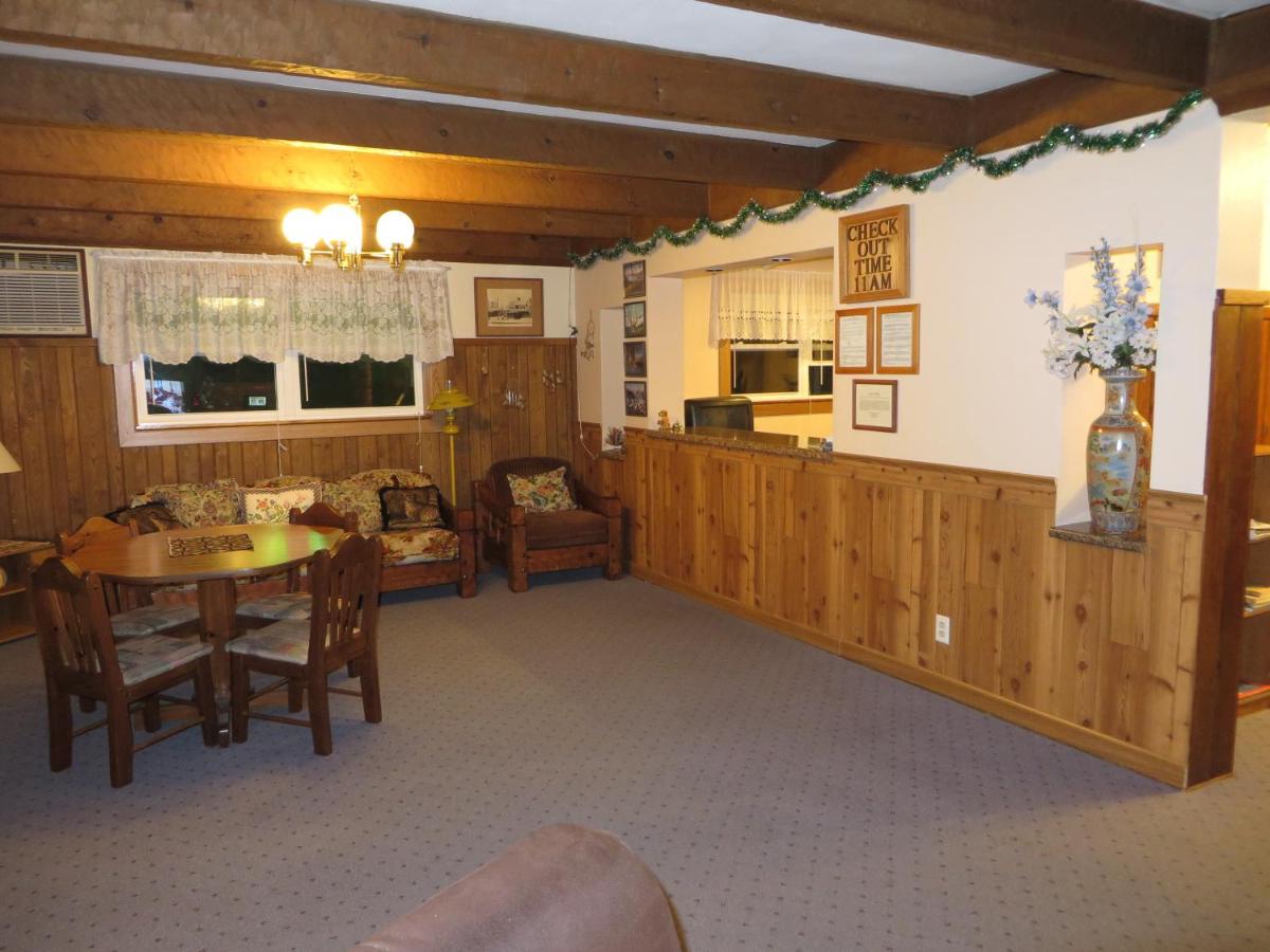 Travelers Inn Motel - Housity