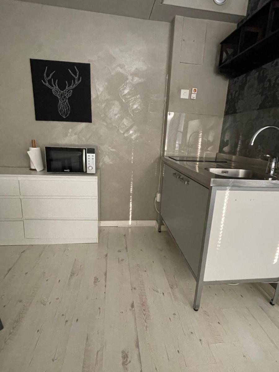 Huone 165 - Housity