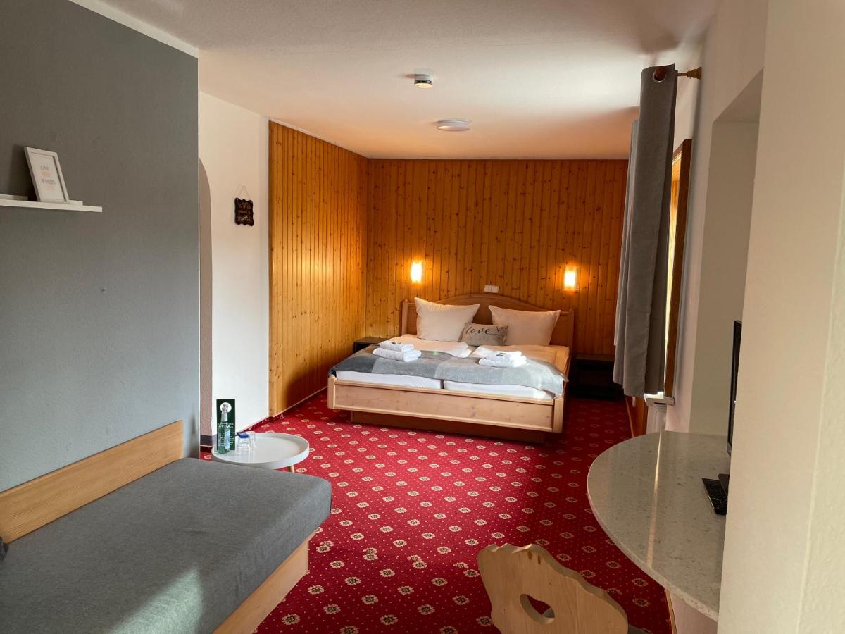 Hotel und Restaurant Landhaus Veranstaltungshaus - Housity
