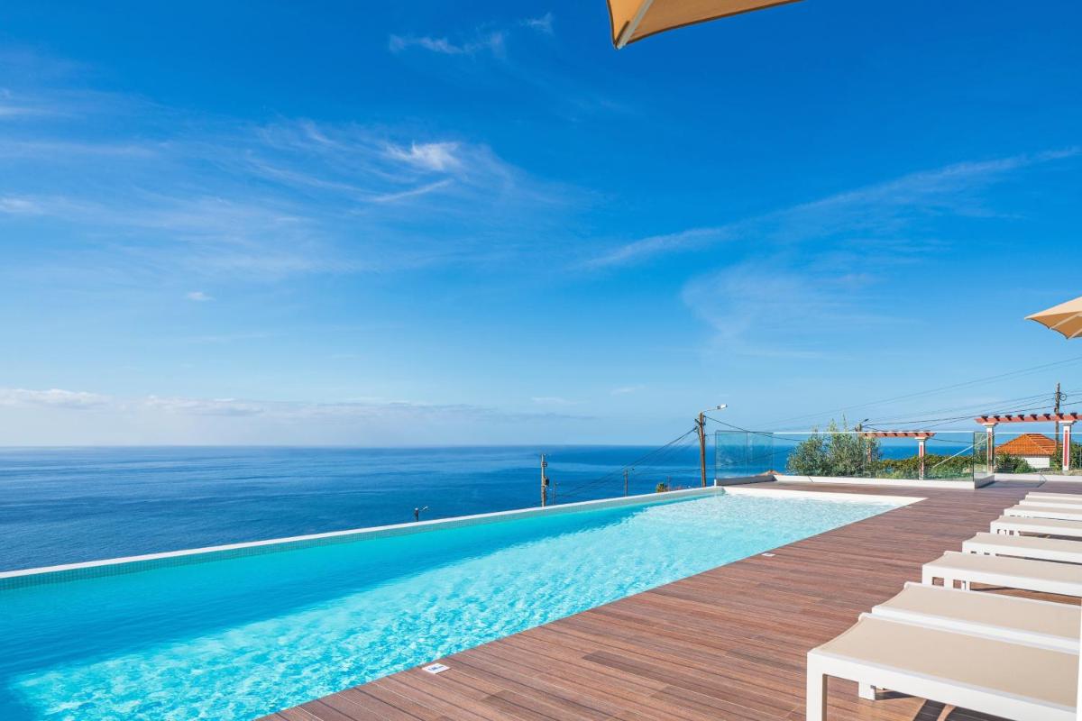 OurMadeira - Ocean Panorama - tranquil seascape - Housity