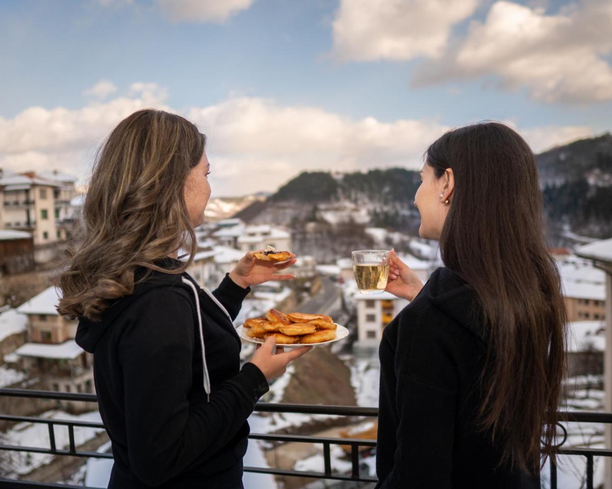 Liutovata kshcha - Housity