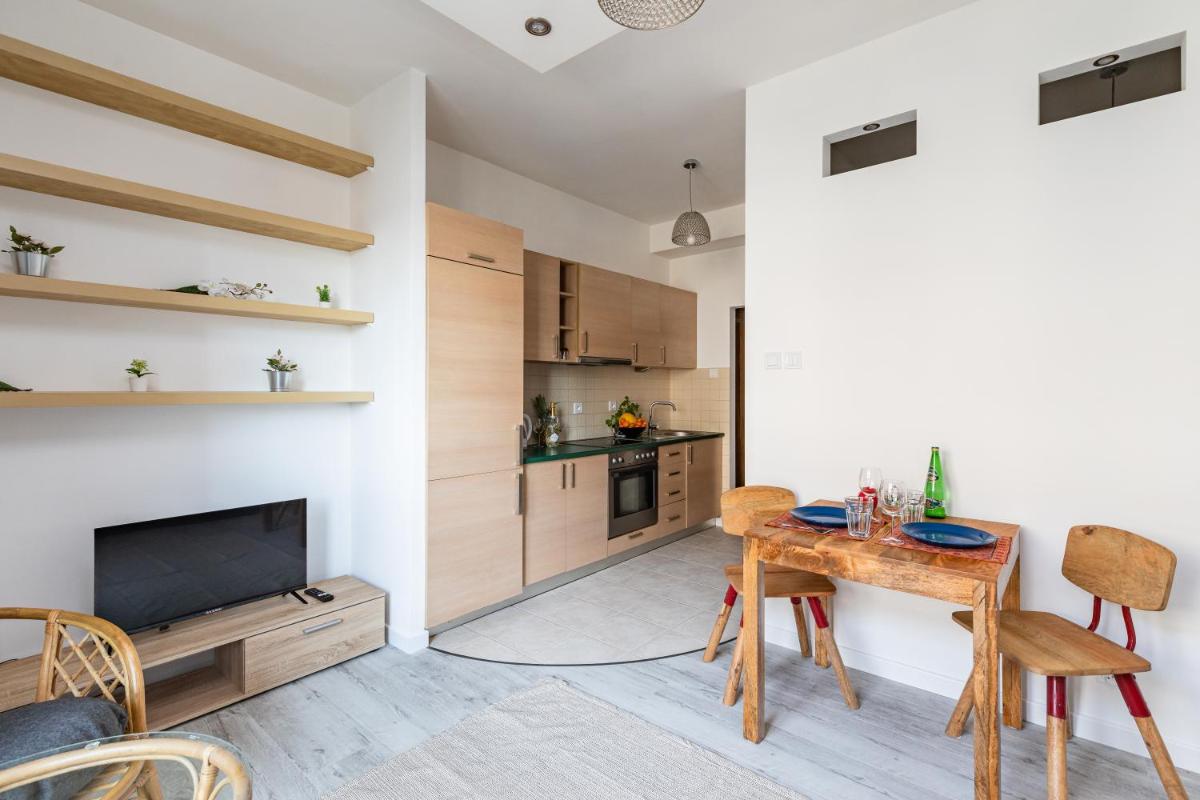 SuperApart Górczewska 156 - Housity