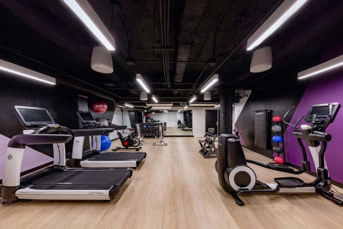 Yotel San Francisco - Housity