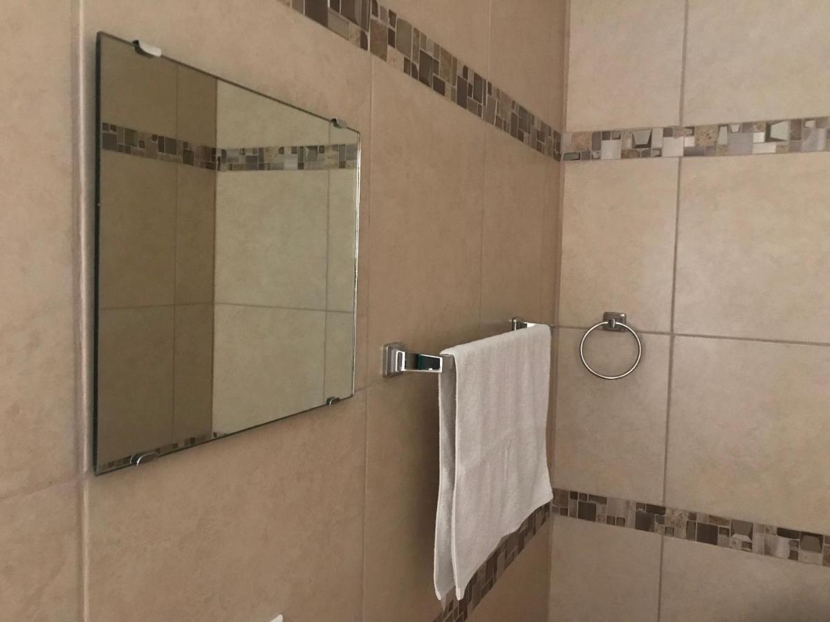 Bendals Highway Inn - Housity