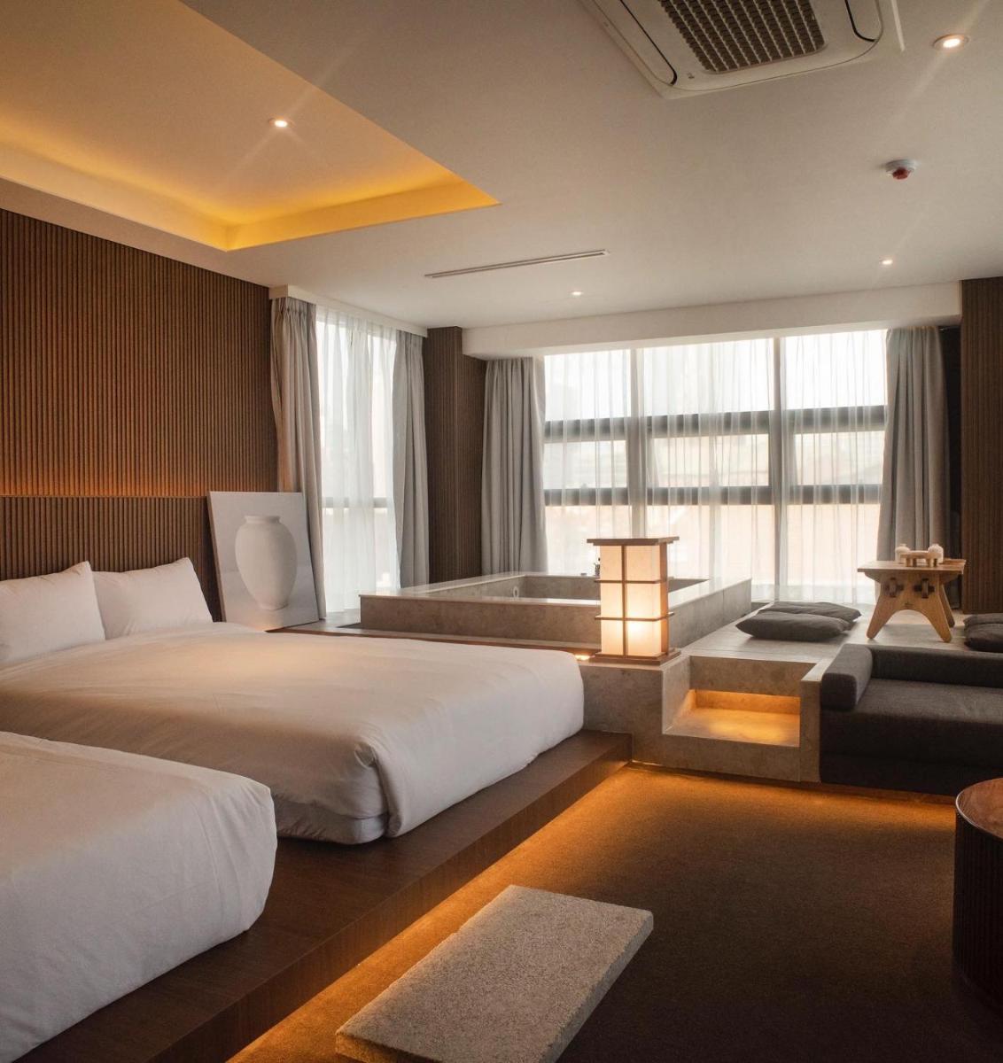 UH Suite The Myeongdong - Housity