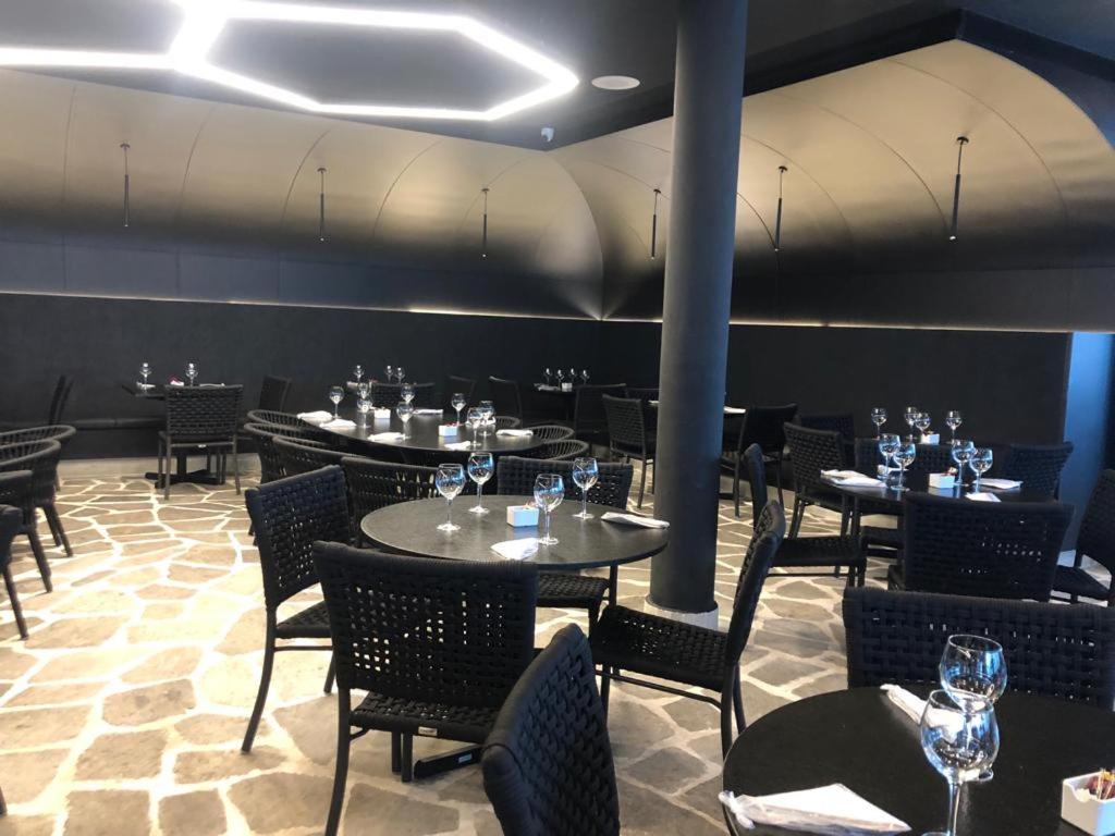 CONFORTO E EXCLUSIVIDADE - Housity