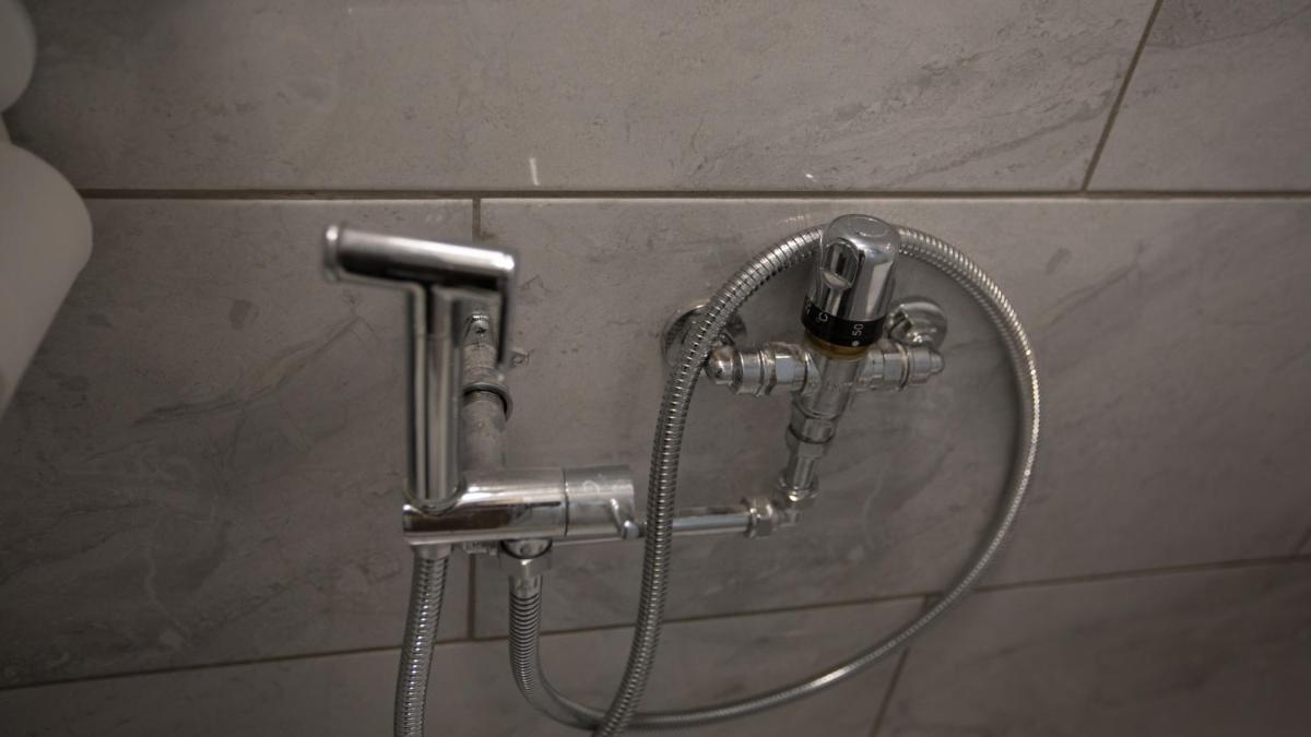 Comfortable stay in Shirley, Solihull - Room 3 - Housity