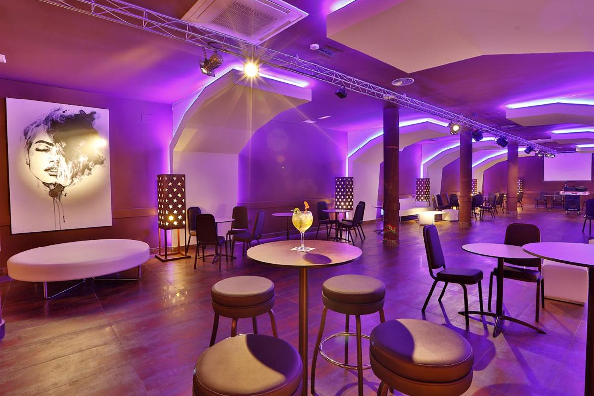 Gran Hotel Suances - Housity