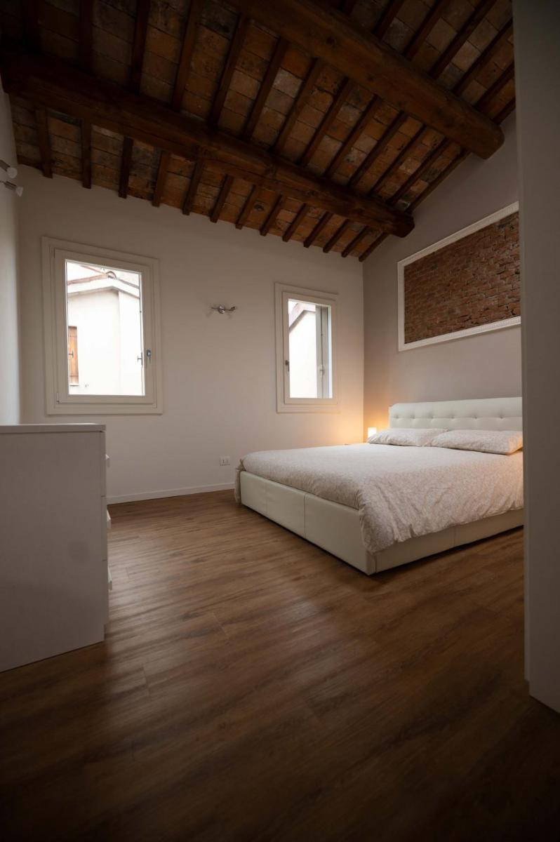 Vittoria Apartments: Contrà Busato 40 - Housity