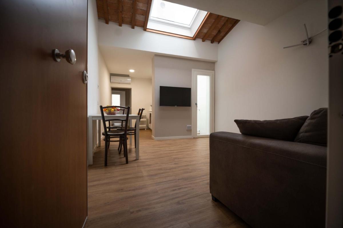 Vittoria Apartments: Contrà Busato 40 - Housity