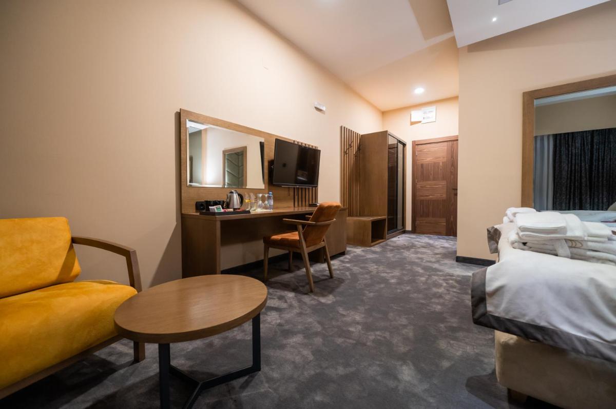 Hotel Amor - Hizvo