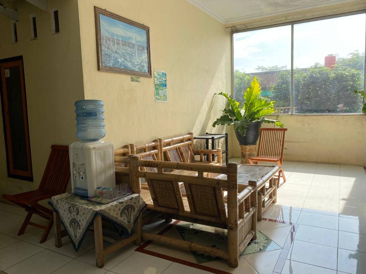 Homestay Anggi Syariah - Housity