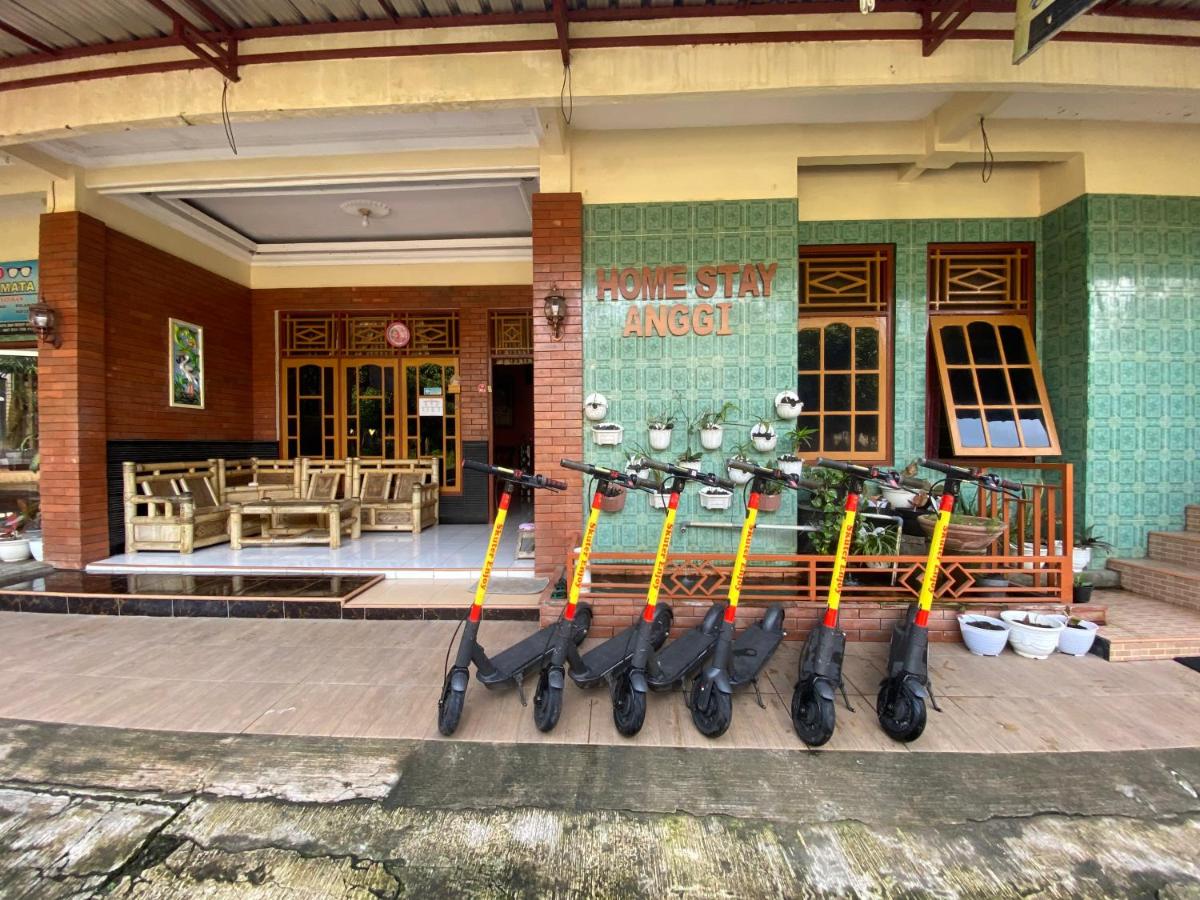 Homestay Anggi Syariah - Housity