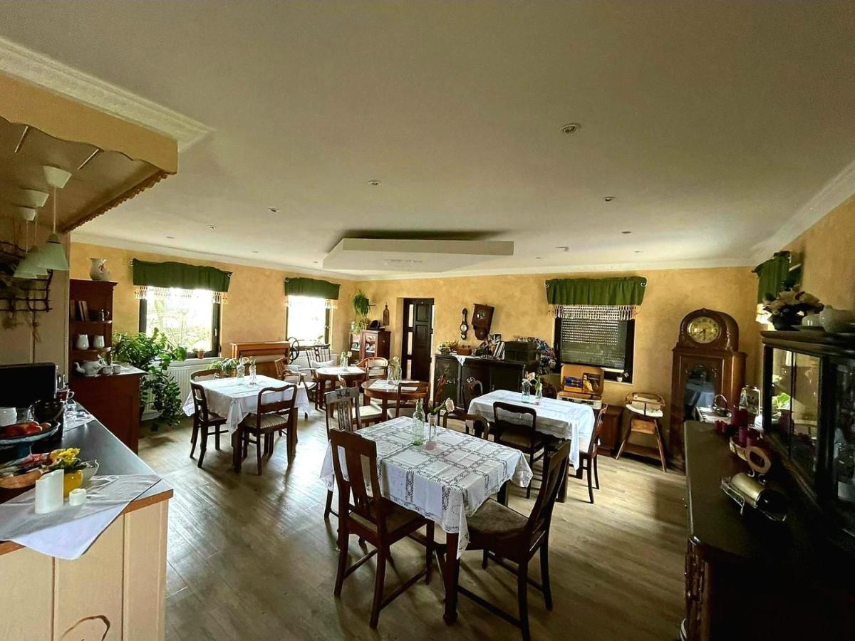 Pension Riegler - Housity
