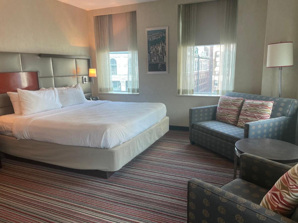 Herald Square - Housity