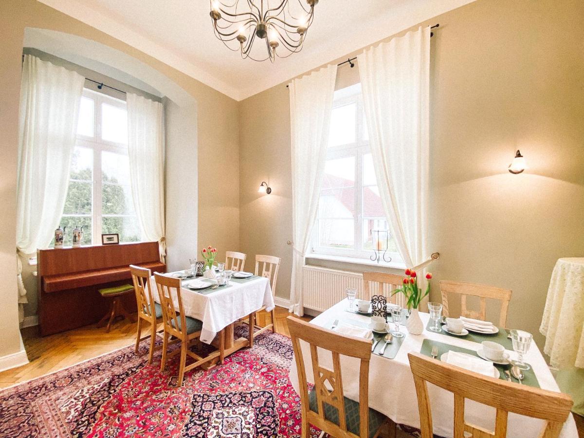 Landhotel Schloss Daschow - Housity