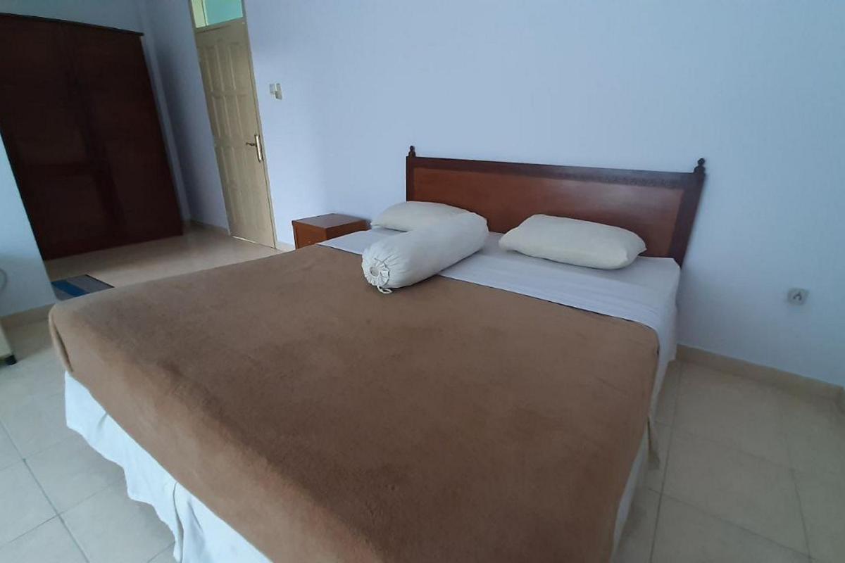Hotel Akbar Syariah Banyumas RedPartner - Housity