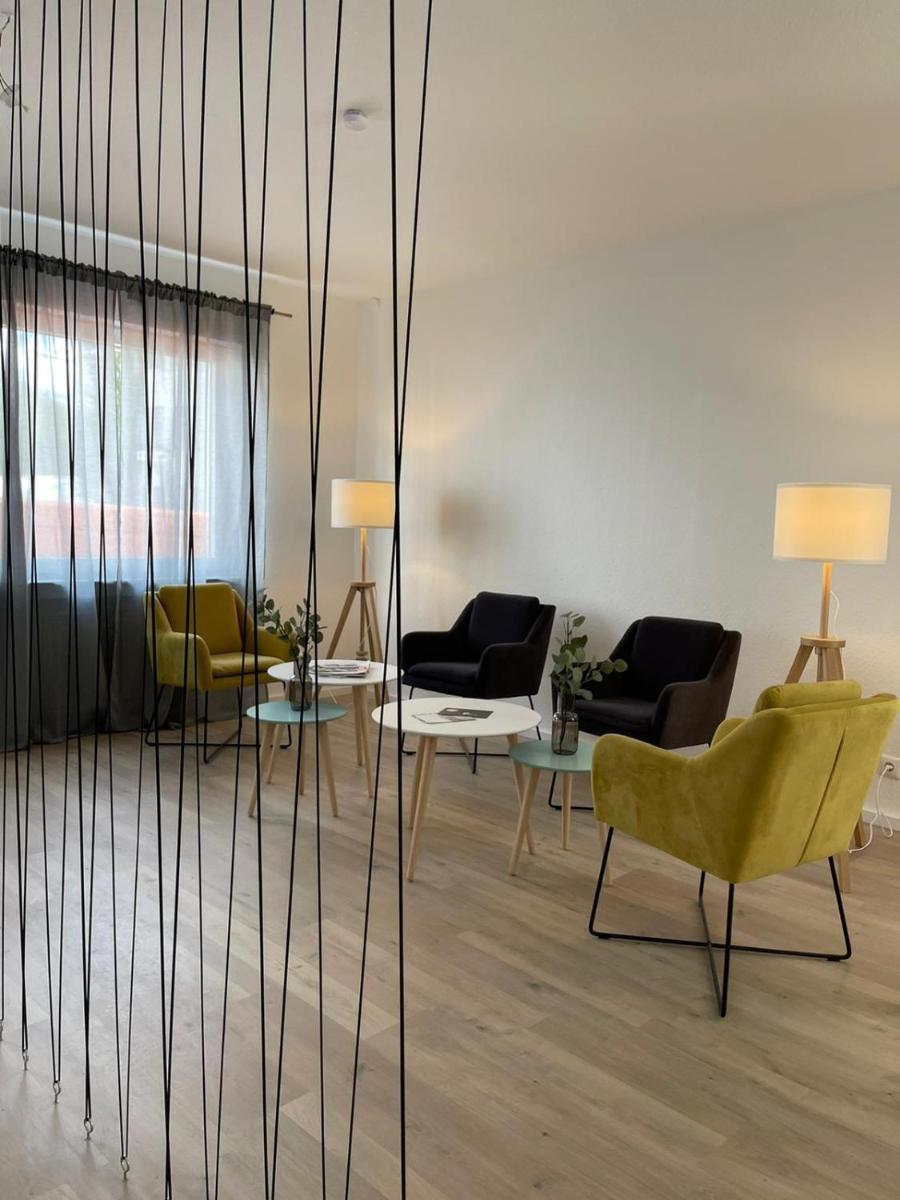 1 Bett Zimmer in ehemaligen Hotel - Housity