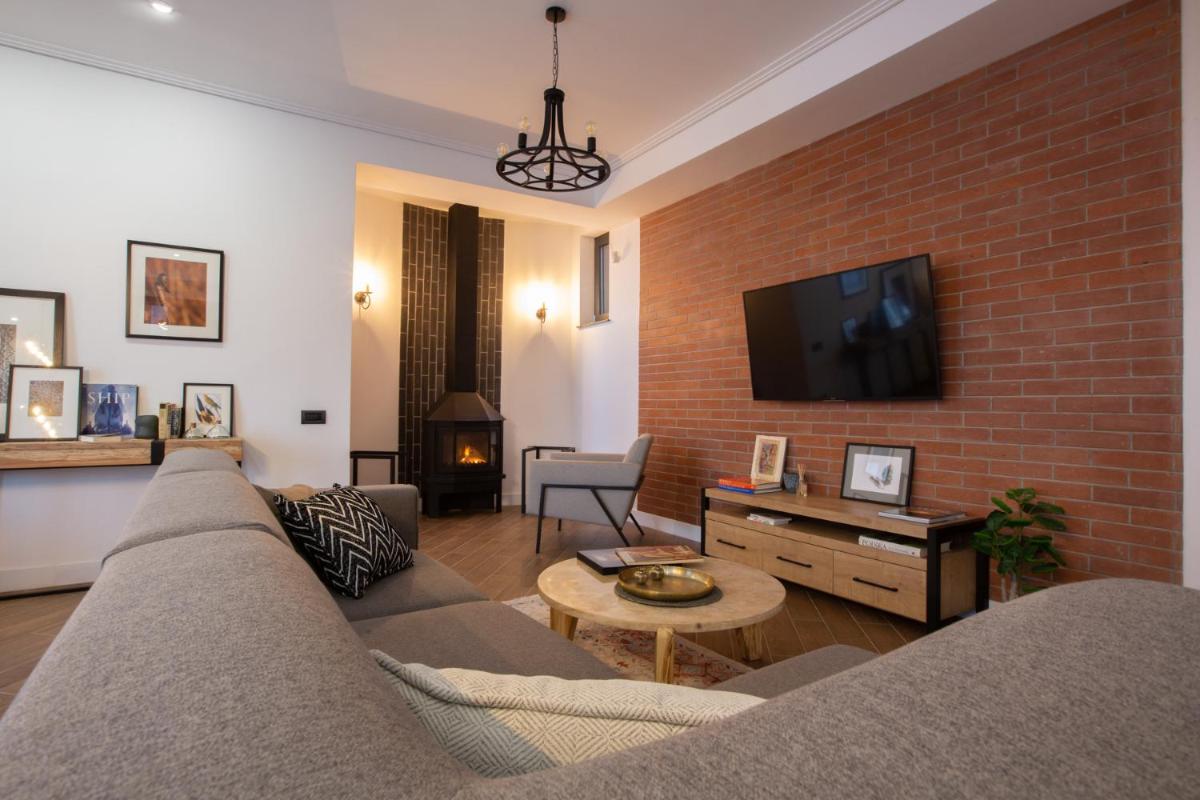 Luxury Cottage in Tsaghkadzor by Downtown Inn - Hizvo