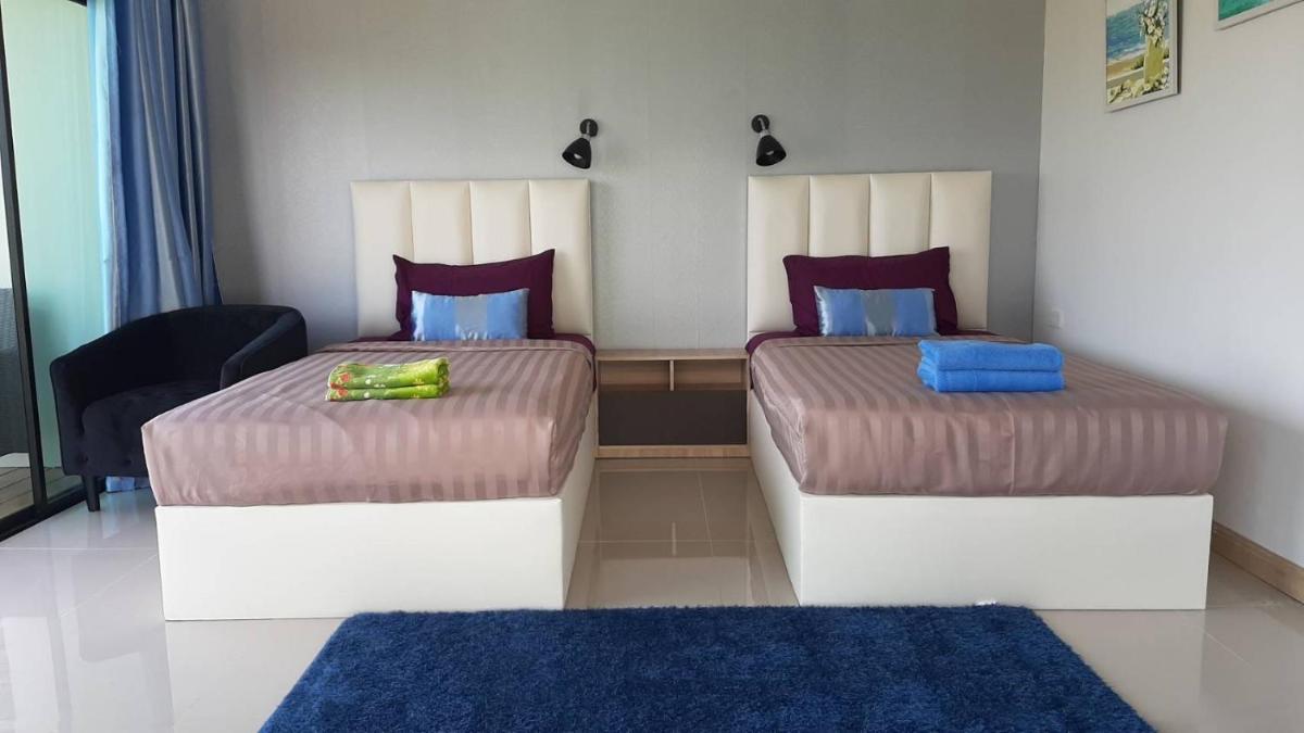 Lom Lay Beach Front Pool Villa Chaam, Huahin - Housity