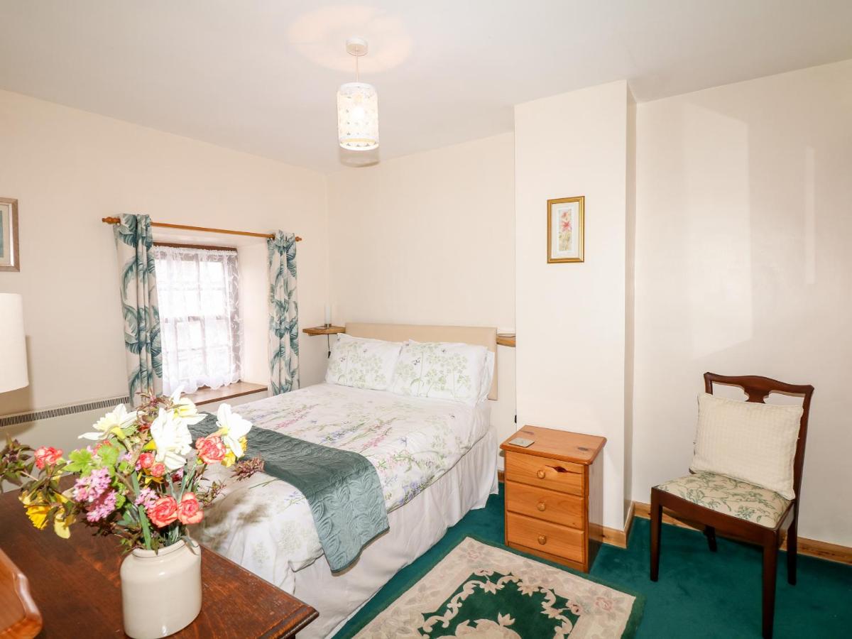 Swift Cottage - Housity