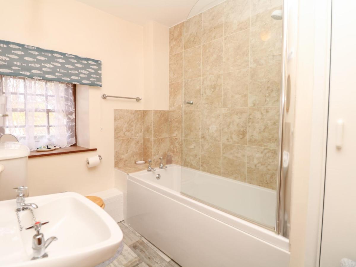 Swift Cottage - Housity
