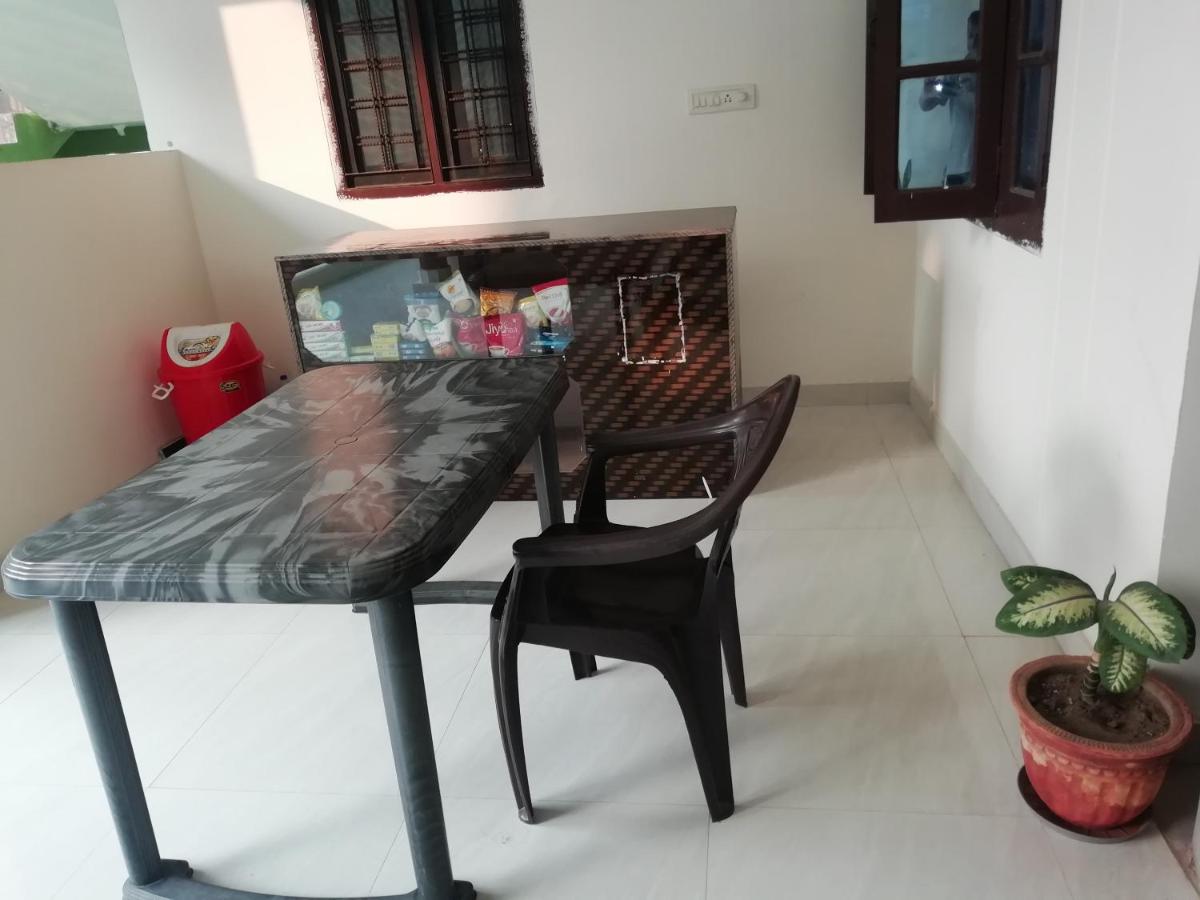 Suitetrails - Madhuvan Home stay