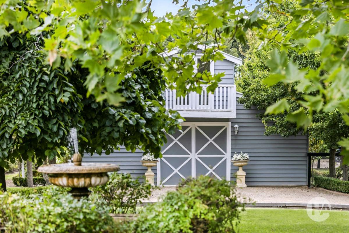 Farm Stay POPLAR Cottage at Wilindi Estate - Housity