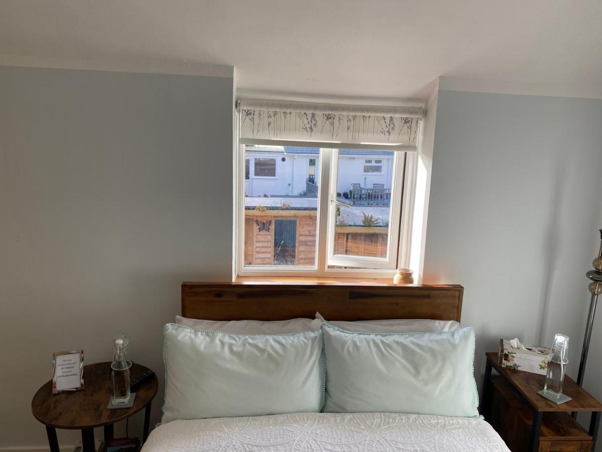 Cosy double room in a seaside cottage - Housity