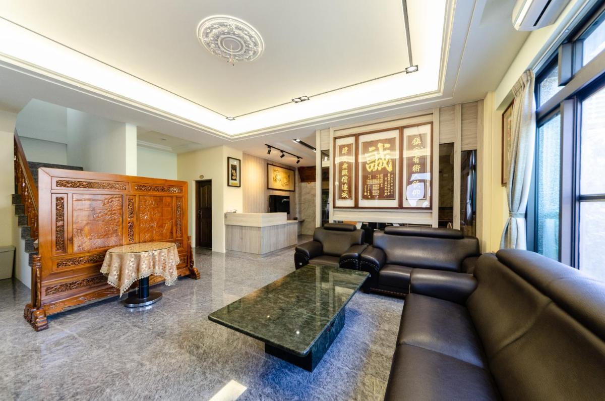 Dragon Crane Resort - Housity