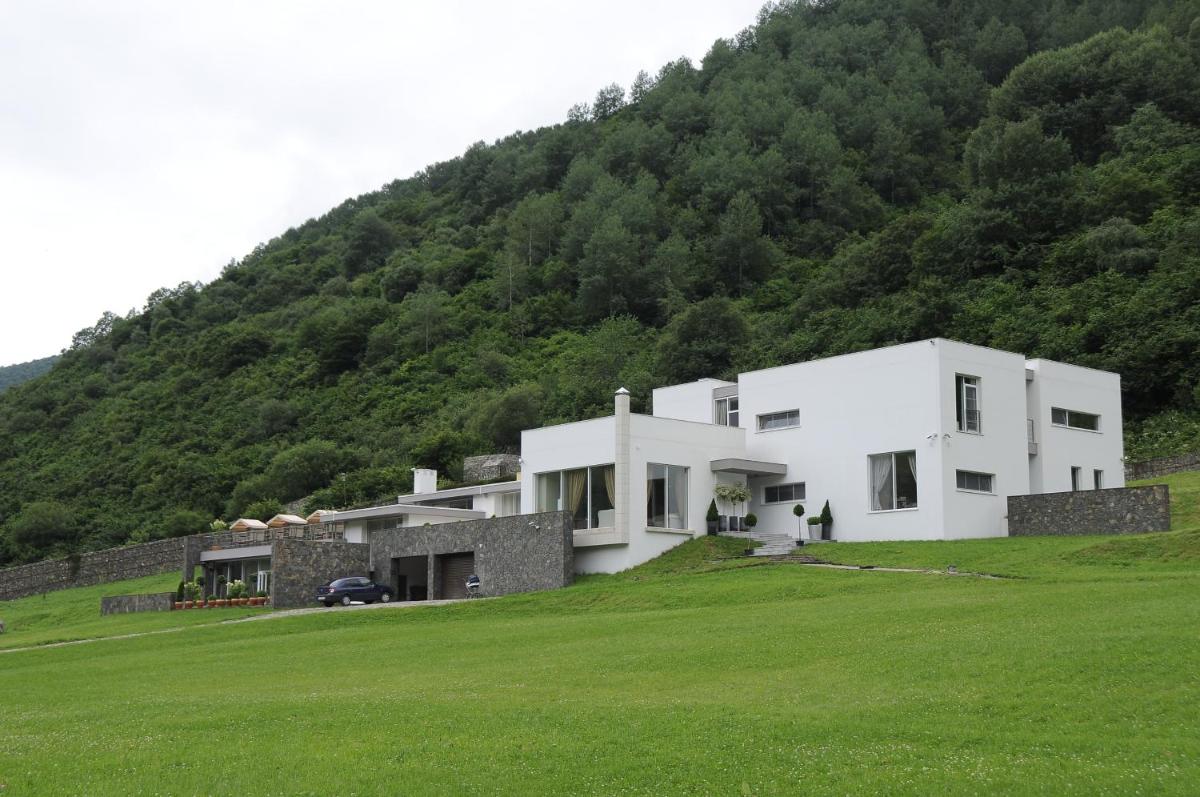 Art Hotel Fiagdon - Housity