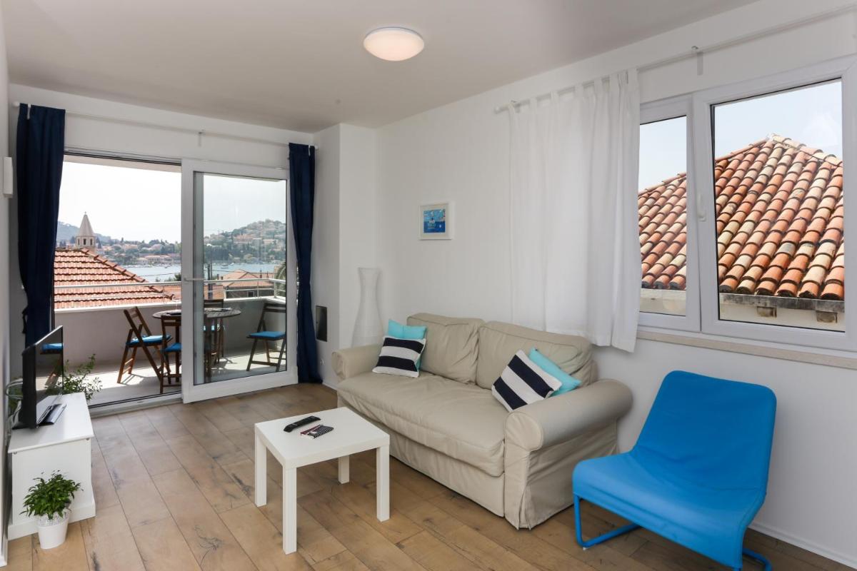 Apartments Villa Karmen - Housity