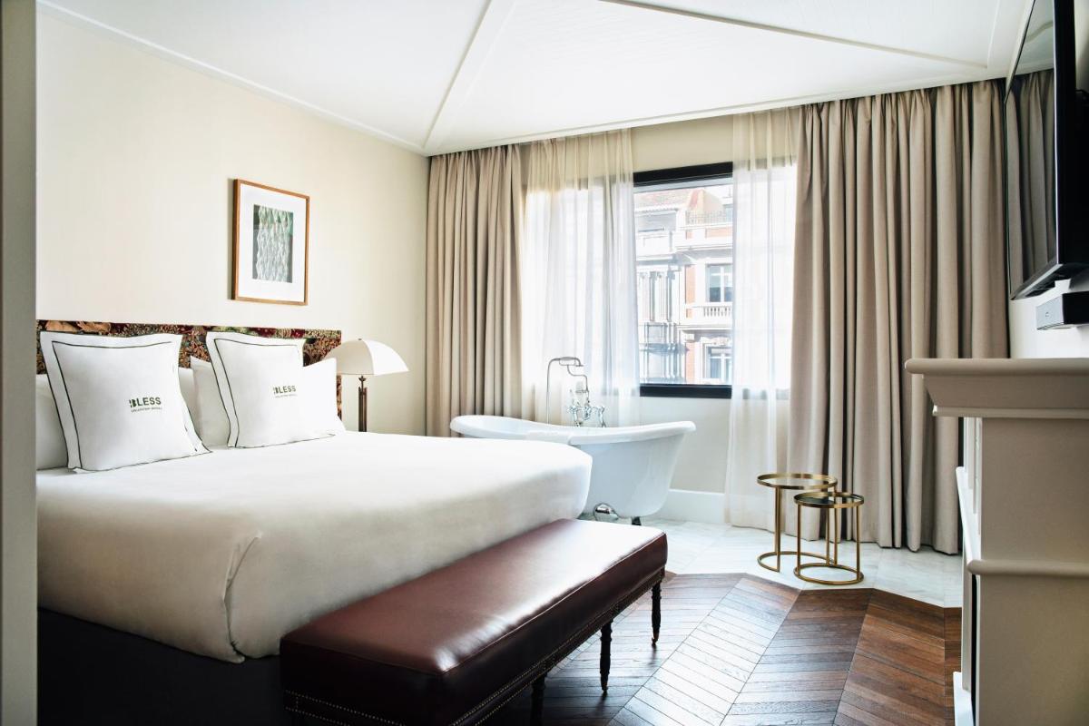 Cama o camas de una habitación en BLESS Hotel Madrid - The Leading Hotels of the World