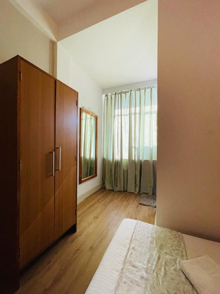 Hotel Tragopan - Housity