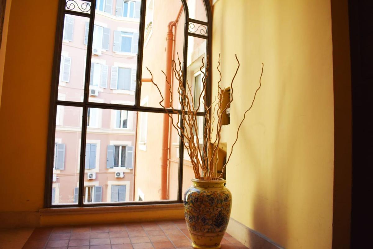VG [VIA DEL CORSO 5 STELLE] Luxury apartment - Housity