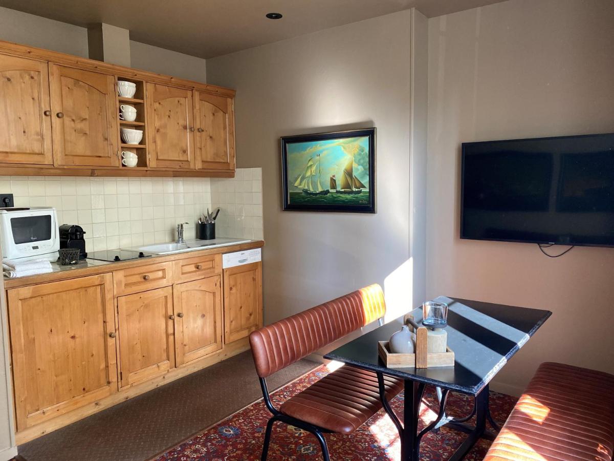 Cuisine ou kitchenette dans l'établissement Hôtel Spa Vent d'Ouest