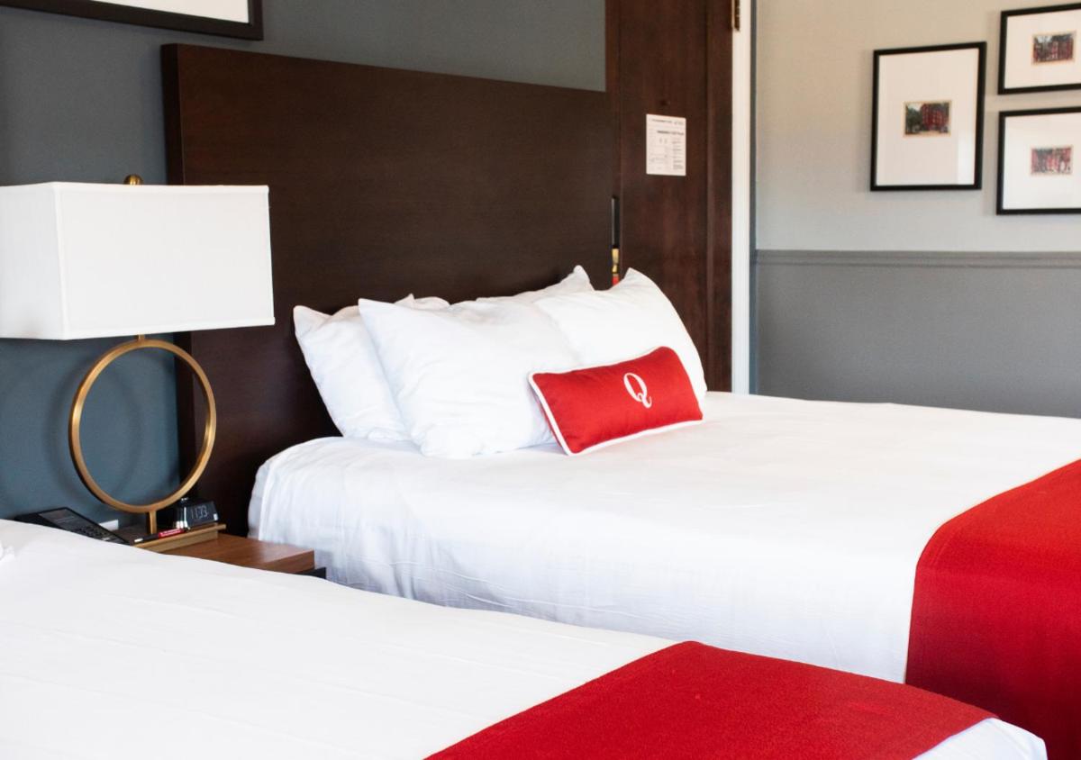 The Queensbury Hotel - Housity