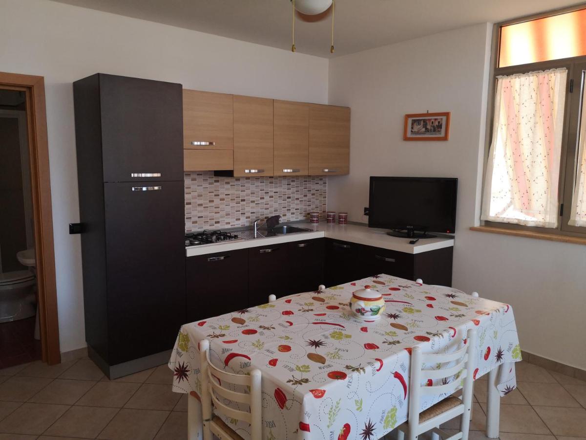 Case vacanze Vito e Alessia 96-01 Capaci PA - Housity