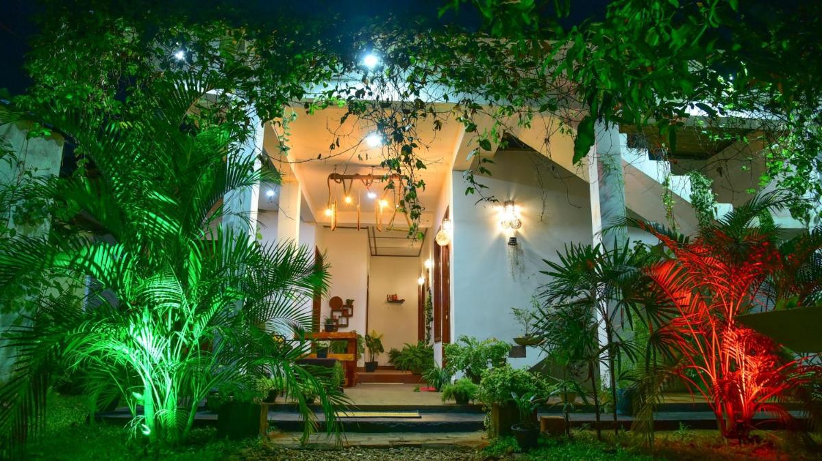Menara Green Inn - Housity